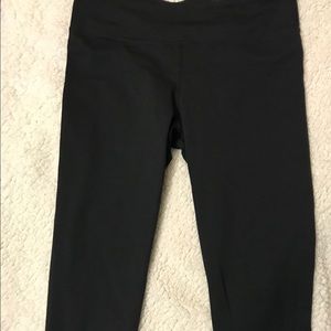 Grey Fabletics leggings, great condition